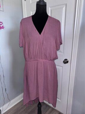 Torrid high-low surplice dress in dusty rose size 00 - ladies size medium